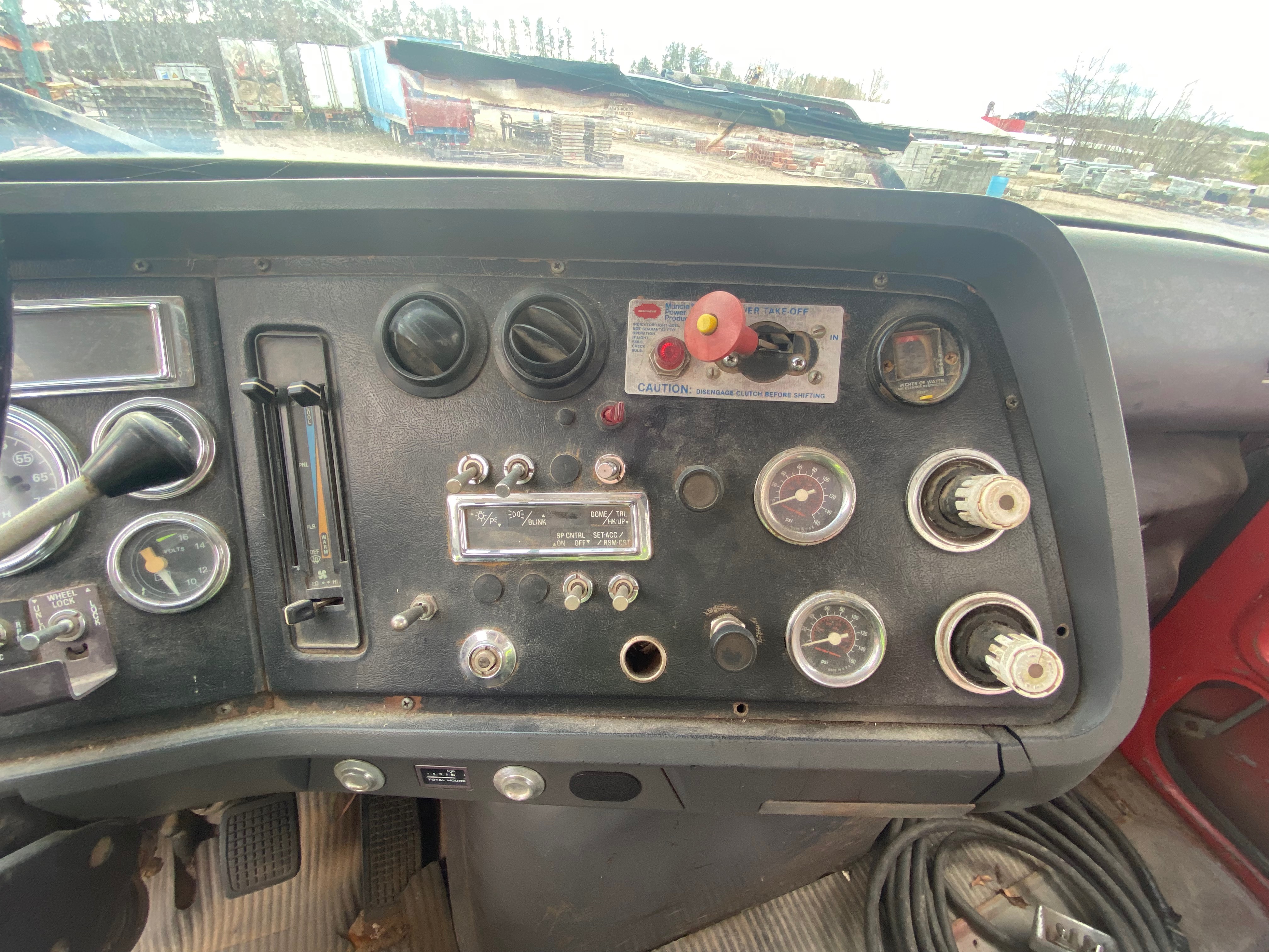 1995 FORD LTS9000 - Image 12